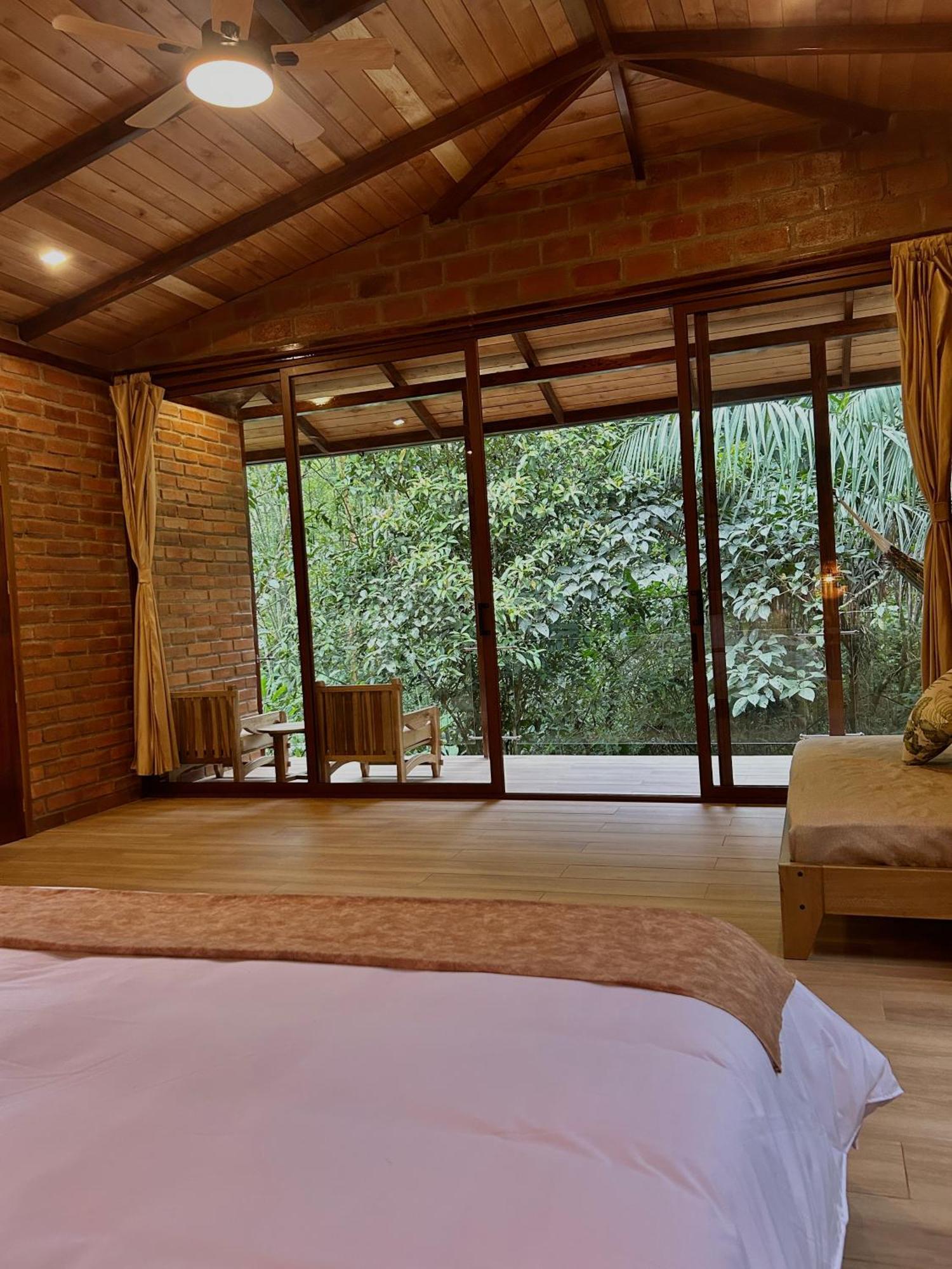 Piripe Wellness Lodge Pacto Екстер'єр фото